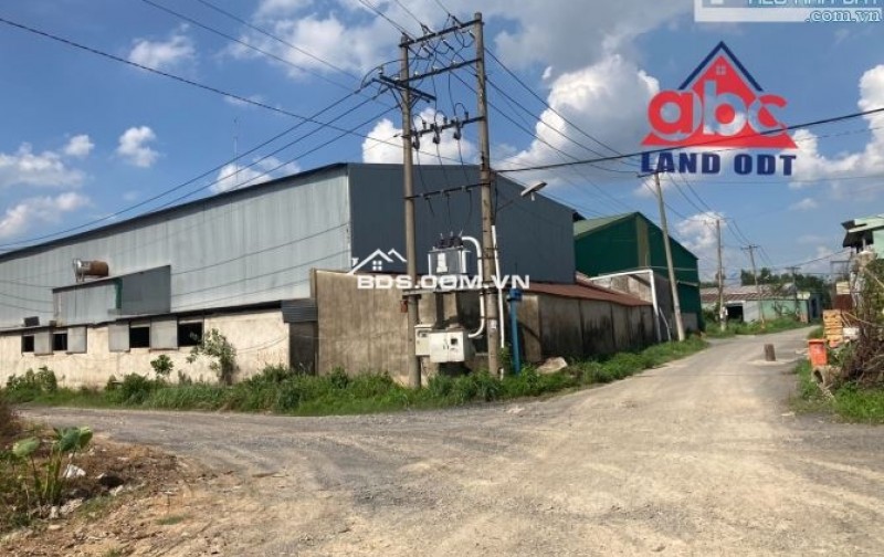Cần chuyển nhượng lô đất vườn mặt tiền đường Điện Biên Phủ, thị trấn Lạc Tánh, huyện Tánh Linh, tỉnh Bình Thuận